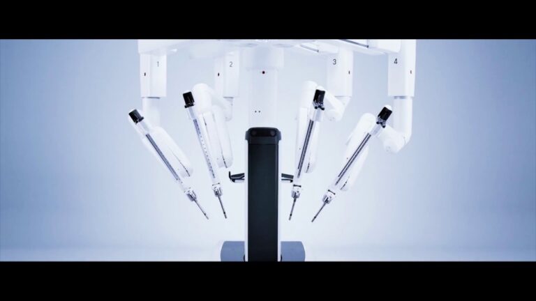 Avances en Cirug&iacute;a Rob&oacute;tica: Transformando la Medicina Moderna