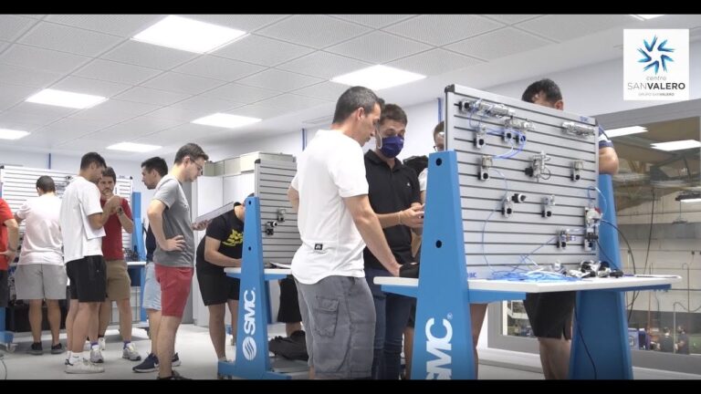 Transformando el Futuro: Ciclo Medio de Robótica en la Educación